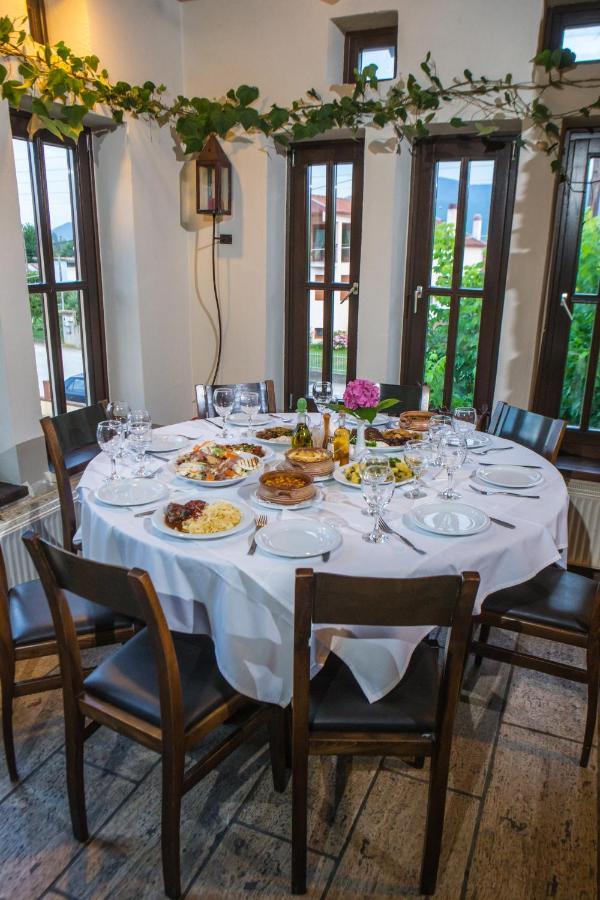 Oikoperiigitis Hotel Керкини Екстериор снимка