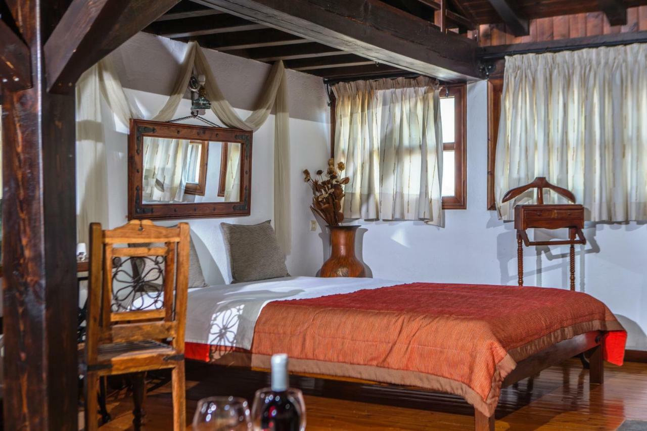 Oikoperiigitis Hotel Керкини Екстериор снимка