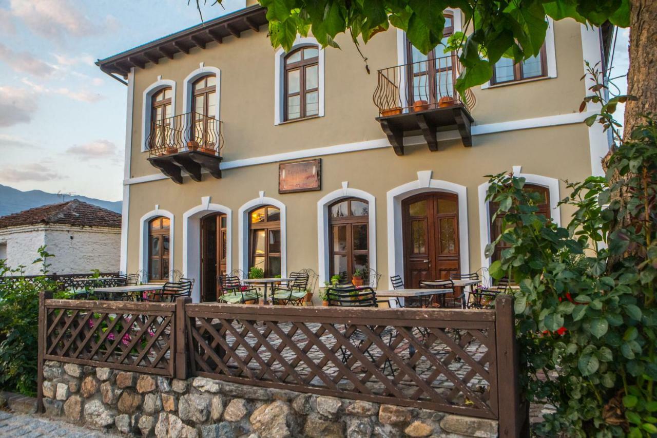 Oikoperiigitis Hotel Керкини Екстериор снимка