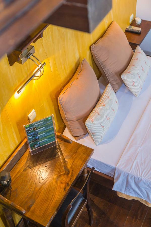 Oikoperiigitis Hotel Керкини Екстериор снимка