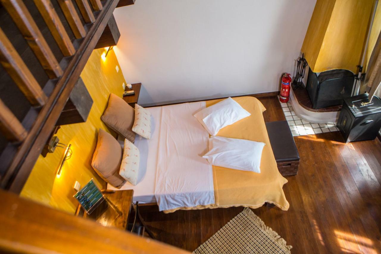 Oikoperiigitis Hotel Керкини Екстериор снимка