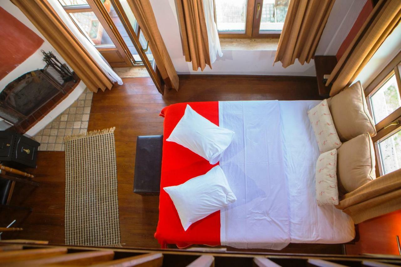 Oikoperiigitis Hotel Керкини Екстериор снимка